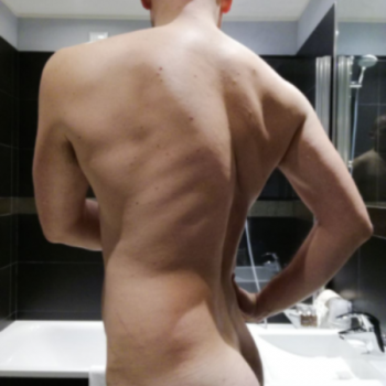 Accompagnatore gigolo Nico91