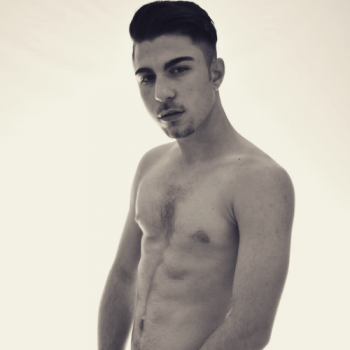 Accompagnatore gigolo Ghostbaby