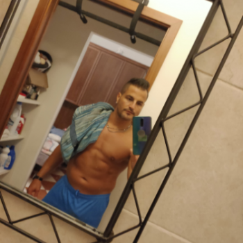 Accompagnatore gigolo Brad83