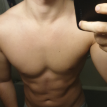 Accompagnatore gigolo Angelogym