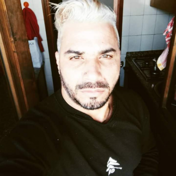 Accompagnatore gigolo Harl