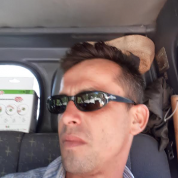 Accompagnatore gigolo Pisellonerumeno