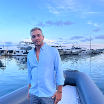 Accompagnatore gigolo Comandanterafael