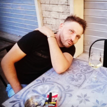 Accompagnatore gigolo Mainagioia