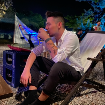 Accompagnatore gigolo Andreacari