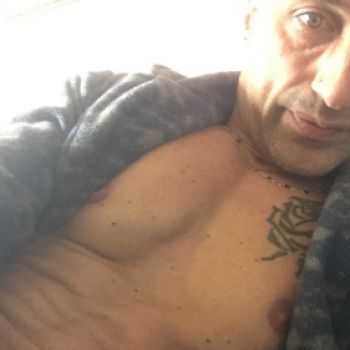 Accompagnatore gigolo Massylove