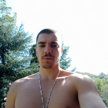 Accompagnatore gigolo Joele