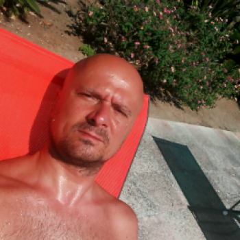 Accompagnatore gigolo Alias