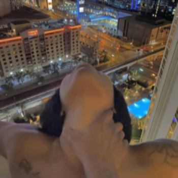 Accompagnatore gigolo Mari