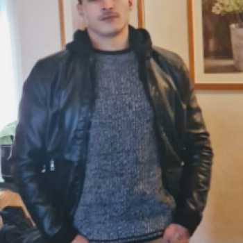 Accompagnatore gigolo Ste22