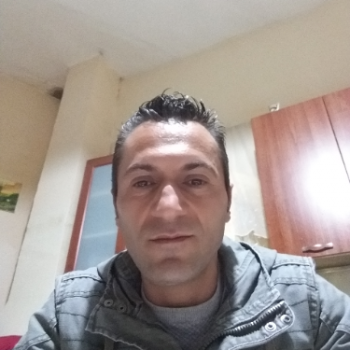 Accompagnatore gigolo Felice1977