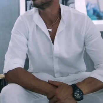 Accompagnatore gigolo Luchino