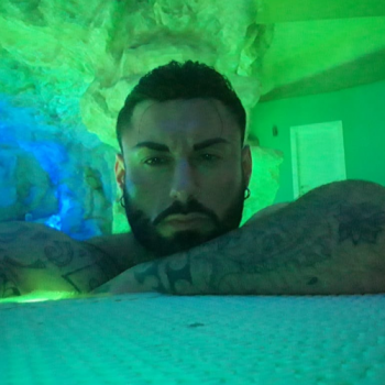 Accompagnatore gigolo Dario