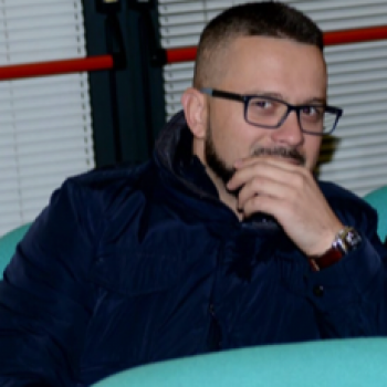 Accompagnatore gigolo Biudy