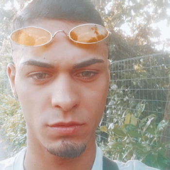Accompagnatore gigolo Marcello