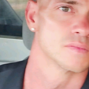 Accompagnatore gigolo Alex69