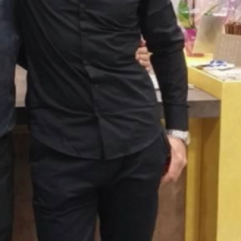 Accompagnatore gigolo Artur