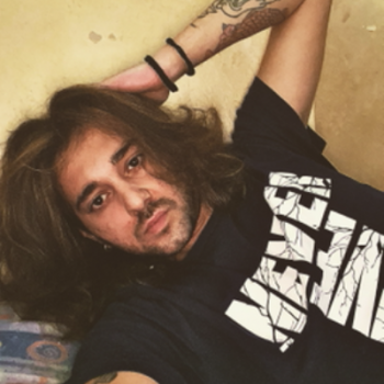 Accompagnatore gigolo Enzoo