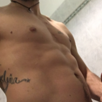 Accompagnatore gigolo Bobomattia