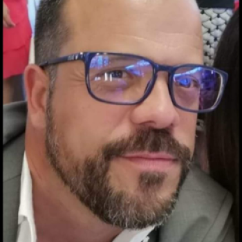 Accompagnatore gigolo Etienne75