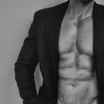 Accompagnatore gigolo Victor89