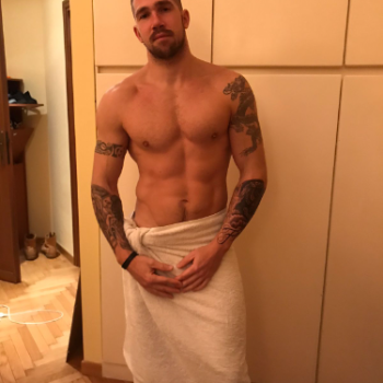 Accompagnatore gigolo Max8877