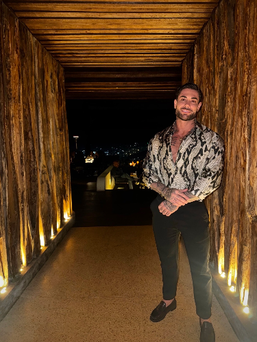 Accompagnatore gigolo Ricky