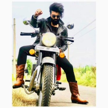 Accompagnatore gigolo Deepking96