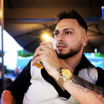 Accompagnatore gigolo Dominik