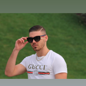 Accompagnatore gigolo Feddydena