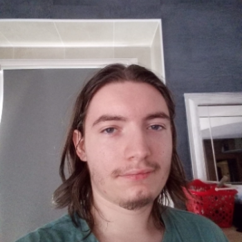 Accompagnatore gigolo Dadbud