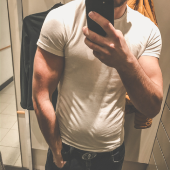 Accompagnatore gigolo Antonio69