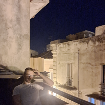 Accompagnatore gigolo C07