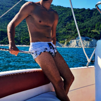 Accompagnatore gigolo Leleshark