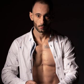 Accompagnatore gigolo     Valerio Priv&eacute;