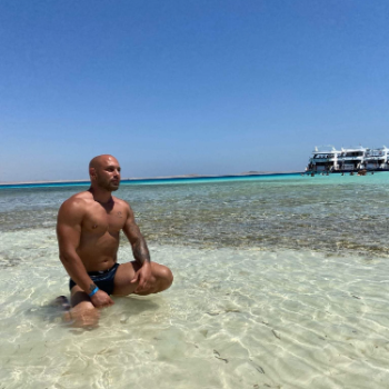 Accompagnatore gigolo Santy