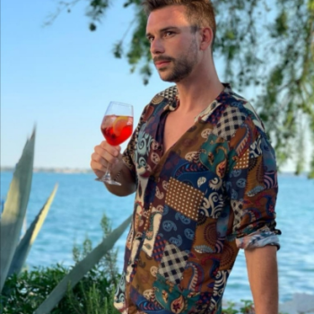 Accompagnatore gigolo Emi