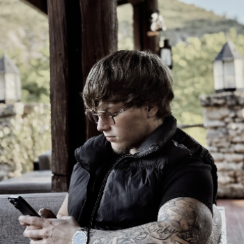 Accompagnatore gigolo Christopher