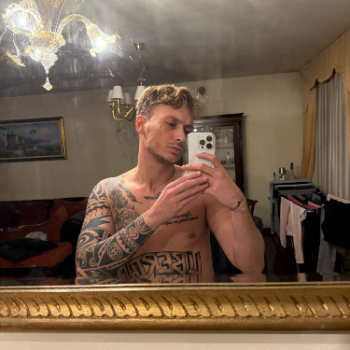 Accompagnatore gigolo Domenico