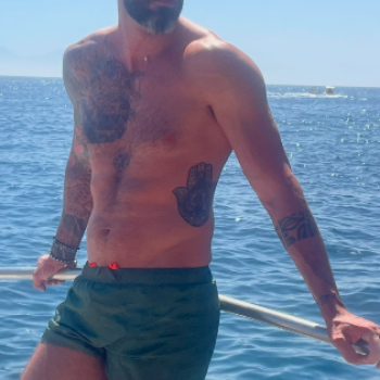 Accompagnatore gigolo Roberto