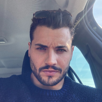 Accompagnatore gigolo Nicol&aacute;s Valeri 