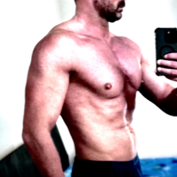 Accompagnatore gigolo Marco 