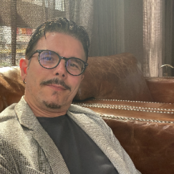 Accompagnatore gigolo Marbel