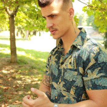 Accompagnatore gigolo Eliot