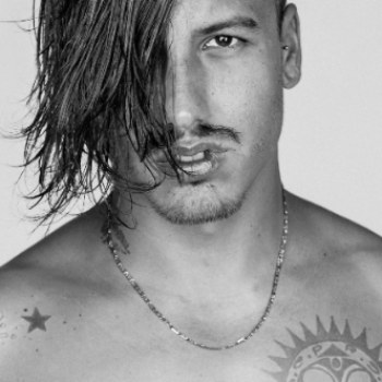 Accompagnatore gigolo Adrianvale