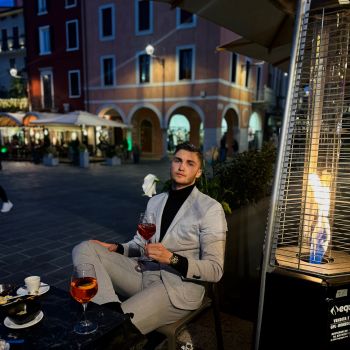 Accompagnatore gigolo Anes