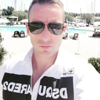Accompagnatore gigolo Bk33