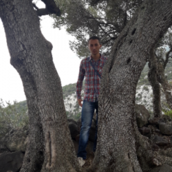 Accompagnatore gigolo Giovulpix