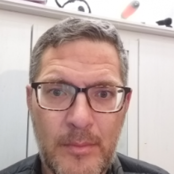 Accompagnatore gigolo Daniele Il Porco