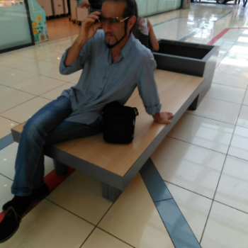 Accompagnatore gigolo Niki